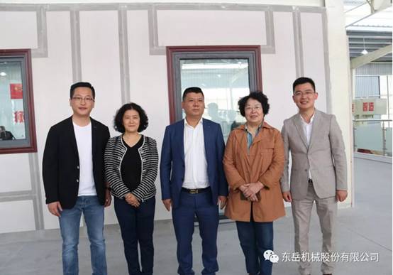 熱烈祝賀墻委會(huì )2019年會(huì )暨綠色墻材高峰論壇圓滿(mǎn)落幕