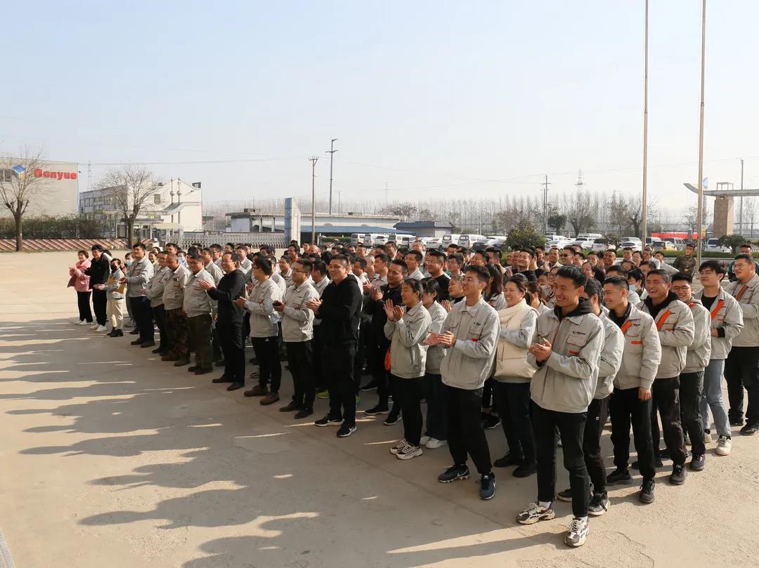 激情運動(dòng)，快樂(lè )工作——東岳機械股份舉辦第四屆趣味運動(dòng)會(huì )