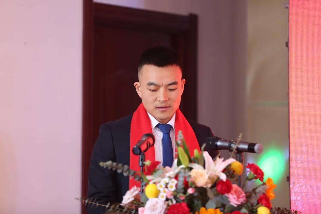 【同心同向-聚力同行】東岳機械2021年終表彰盛典暨2022年開(kāi)工動(dòng)員大會(huì )圓滿(mǎn)舉行